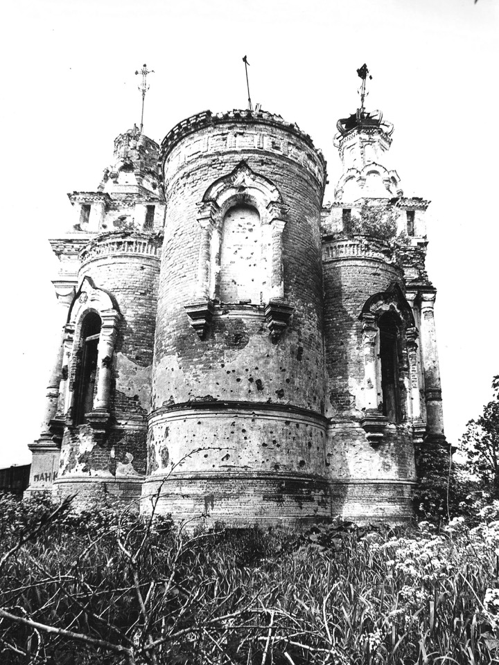 Восточный фасад, центральная апсида.